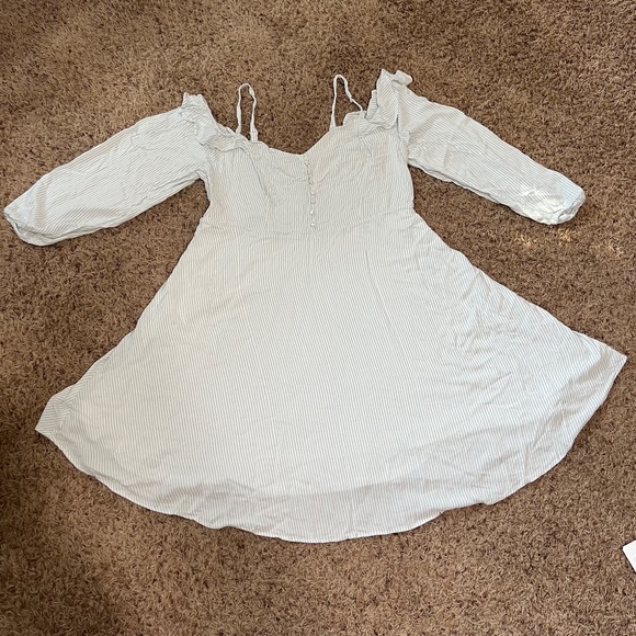 Blue White Striped Cold Shoulder Challis Dress - Picture 11 of 12